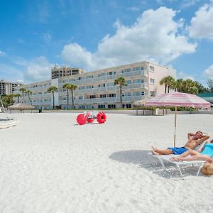 Sandcastle Resort At Lido Beach